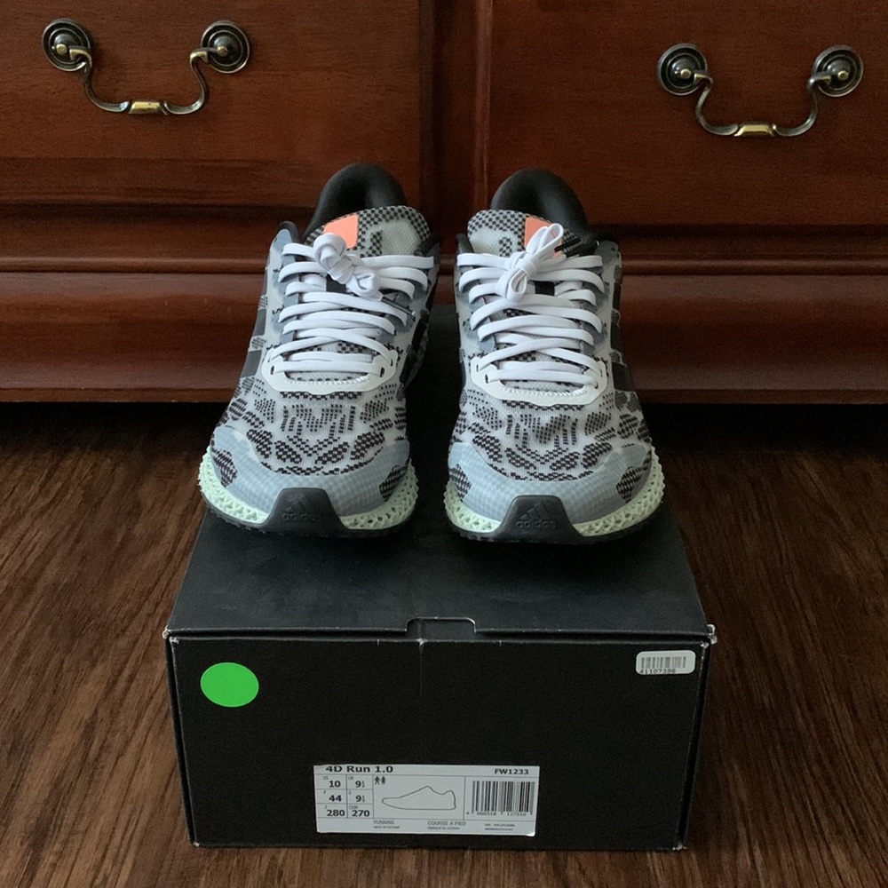 Mens Adidas 4D Run 1.0 Signal Coral size 10 with box - Picture 2 of 7